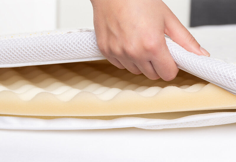 Tapasztalja meg a legjobb kényelmet a memóriahab hozzáadásával.