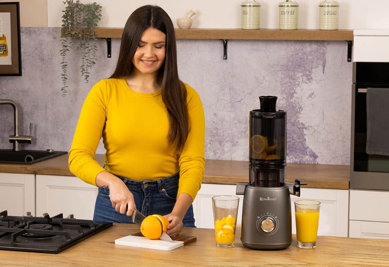 Lassú préselési módszer a vitamindús italokért.