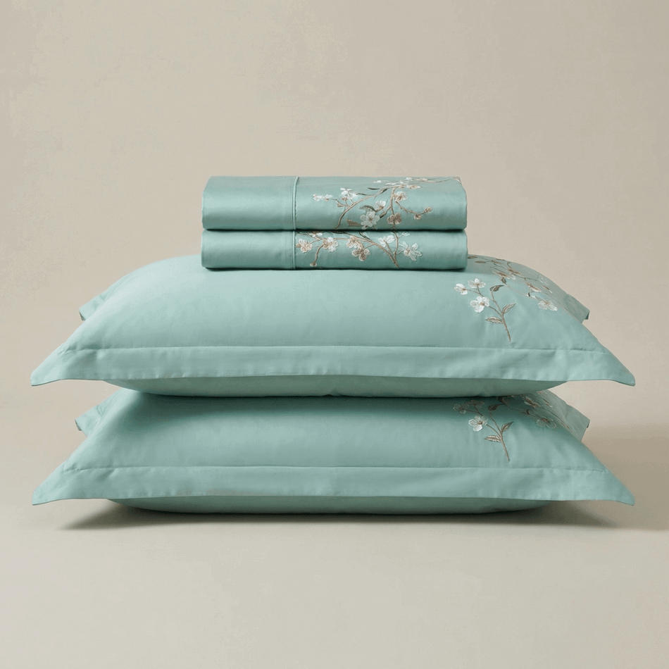 PREMIUM pamut-szatén hímzett ágyneműhuzat Aleasha