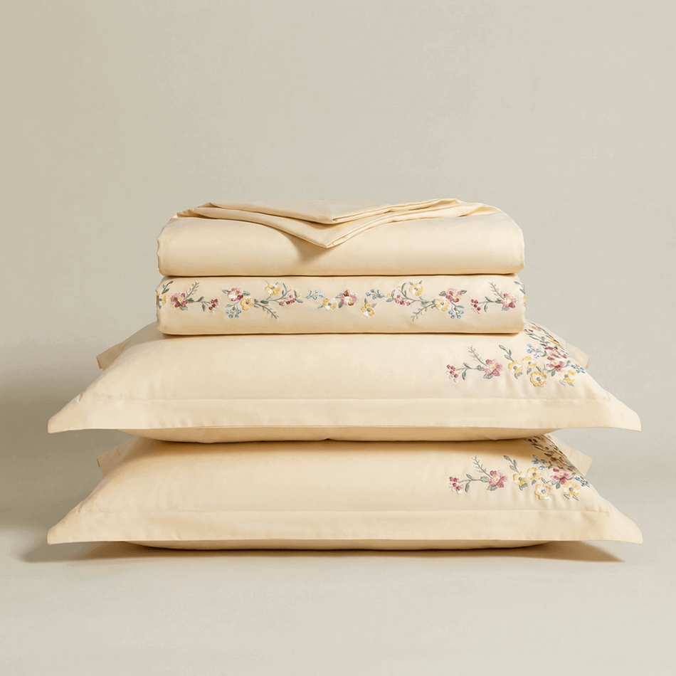 PREMIUM pamut-szatén hímzett ágyneműhuzat Roses